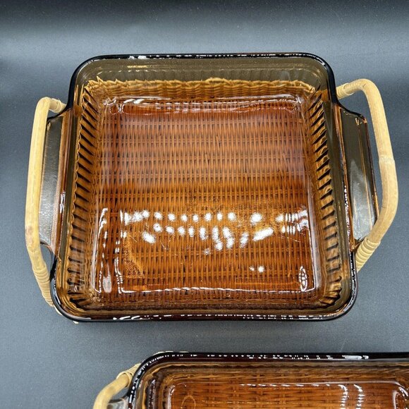 ANCHOR HOCKING Entrées Amber Cuisine Sets Loaf Pan, Cake Dish & Rattan Basket - Picture 5 of 7